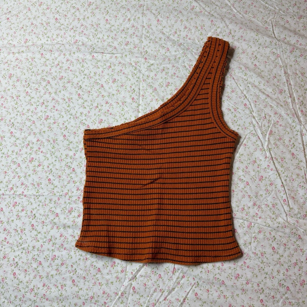 Urban Outfitters Orange One-Shoulder Ribbed Top